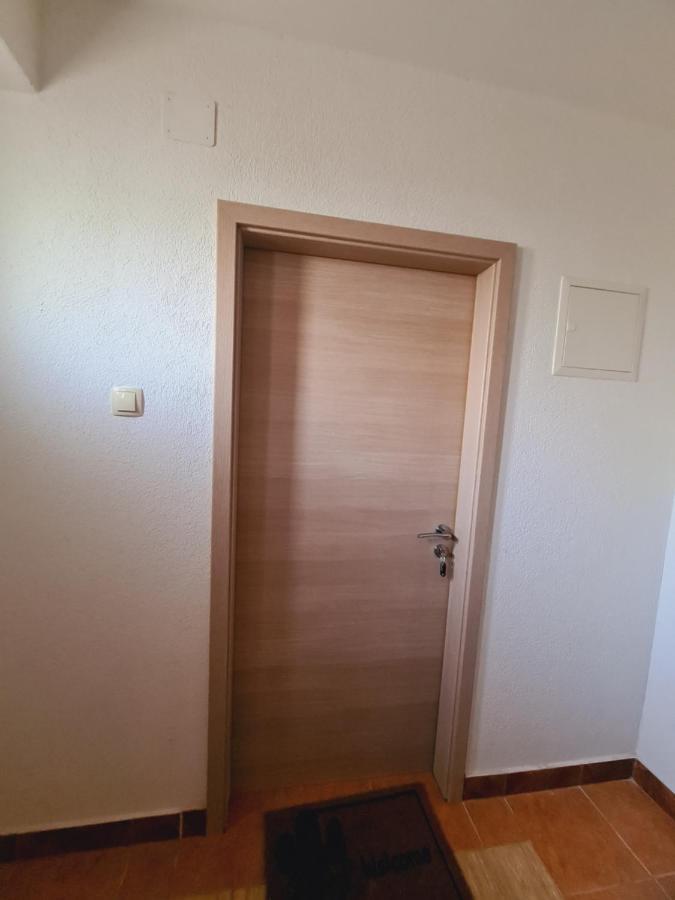Apartmani Luka Crikvenica Exterior photo